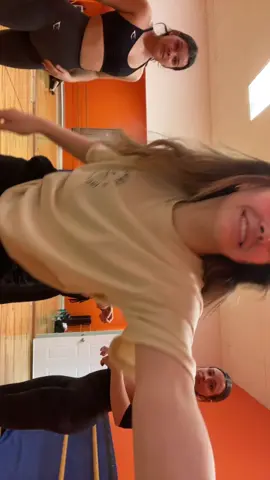 @rosalie.raymond @lilya.carnevale @BRIT CHOUIN❤️ #fyp #foryoupage #dance