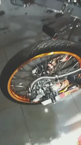 nyesek nya sampek ujung kuku