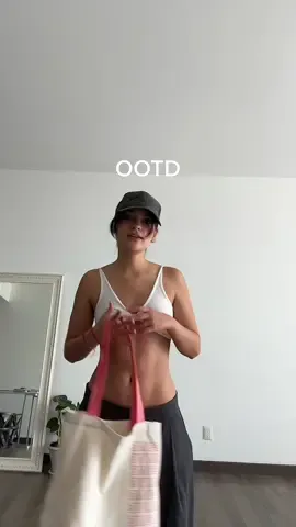 pd solicito acompañante de super q me tenga paciencia jajajaj 🫠