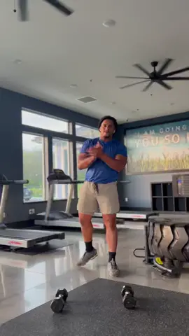 Physical fitness is as essential as your mental fitness 💪🏾✅Tag / Share / Save Doing some cardio with dumbbells perform this workout 4 rounds of 30 secs #cardiotraining #dumbbellworkout #burpees #intenseworkout #sweat #strong #ﬁtness #personaltrainer #healthylifestyle #workoutmotivation #kansascity #kansas