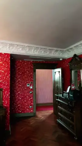 Making some fresh polas with @Endrit Mërtiri  🤍#fyp #photo #polaroids #jeniferlopez #model #Lifestyle #photoshoot