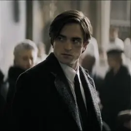 I’m in love #fyp #edit #filmedit #thebatman #thebatman2022 #thebatmanedit #robertpattinson #robertpattinsonedit #batman #batmanedit #brucewayne #brucewayneedit #lanadelrey