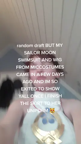 the sun was literally burning my eyes 😭 #genshinimpactcosplay #GenshinImpact #genshin #yaemiko #yae #yaemikogenshinimpact #cosplay #xyzbca #fyp #sailormoon #miccostumes