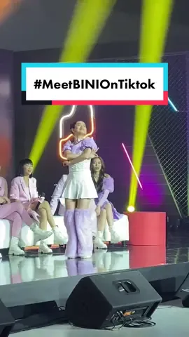 @bini_sheena dancing the Tiktok trend ZOOM 😍😍😍 @bini_ph #MeetBINIOnTiktok #bini #biniph #meetbini #bini_sheena #sheenacatacutan #geektalkph #whatsupmgapaps #zoom #zoomdancechallenge