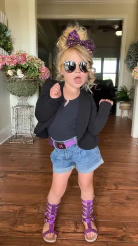 #stopdropandroll @novakids @21Bays @MonkeyFeetUSA #igfashion #kidsoftiktok #springfashion #novakids #kidsfashiontrends #minifashionista