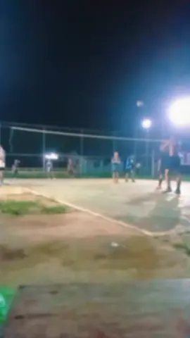latihan malam terakhir di bulan suci Ramadhan 💪#volleyball #volleyballworld #vollyballlover #volley #vollytarkam #vollyindonesia #volleyballplayer #aquaairpower