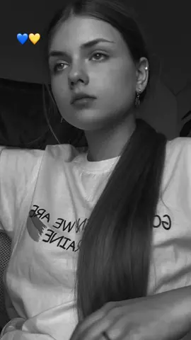 його немає поруч… але він завжди в серці… в українському серці… як ж його не вистачає…💔