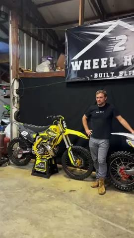 Who builds the best? #dirtbike #supermoto #trending #fyp #250cc #twostroke #fourstroke #kawasaki