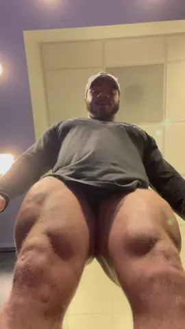 NEVER SKIPS LEG DAY…. #legday #legendary #usapl #usapowerlifting #gymtiktok #gymtiktok #GymTok #fitnesstips #powerlifter #fyp #foryou #foryoupage #sbd #quads #quaddamn #seggs #seggsy😻