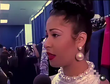 #fyp #selenaquintanilla_clips #selenaquintanilla I love her voice