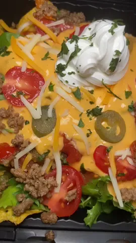 🌮🥗🤤 #ShowYourJOWO #fyp #LIKEABOMBSHELL #tiktokfood #tacosalad