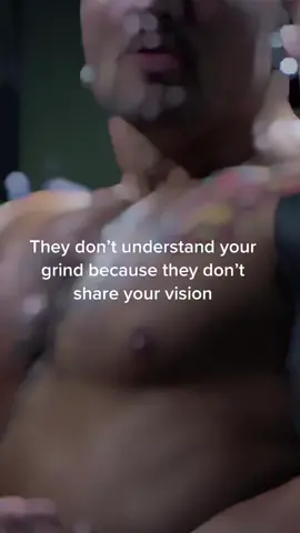 #fyp #ShowYourJOWO #bodybuilding #LIKEABOMBSHELL #FORDfortheBuilders #GymTok #hypertrophy