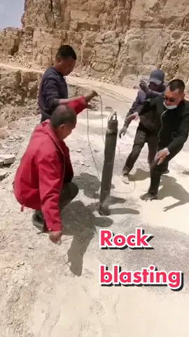 #blastingrock #blasting #rocksplitting #mine #rockblasting