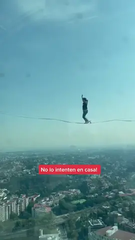 Un video sin edición cruzando edificios en cuerda floja a 165 metros del piso. #cuerdafloja #bucketlist2022 #mauotero