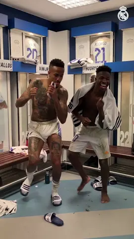 🕺🏻 CURRENT MOOD 🕺🏻 #APorLa14 #ChampionsLeague #RealMadrid #HalaMadrid #Vini @viniciusjunior @camavinga