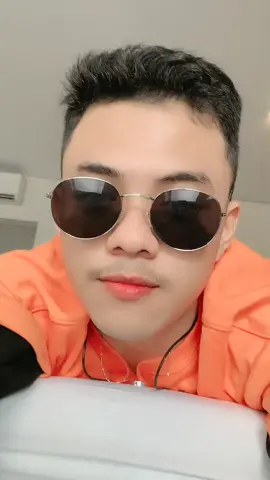 ga ganteng setidaknya tau outfit ygy