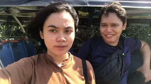 “🧑🏽‍🦱 : Mobilnya bunyi takut meledak”. Receh bgt astaga 🤡
