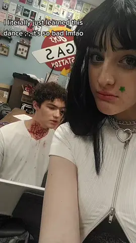 bloody boy >>@brayden_0ogips24