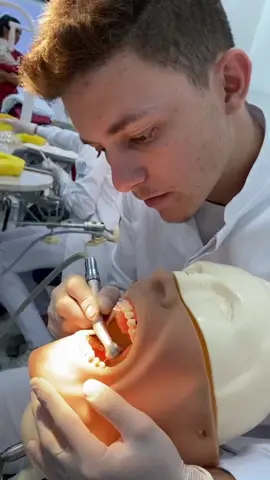 Preparo cavitário 😁🦷.                   #odonto #fyp #fypシ゚viral