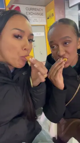 Happy Mothers Day!! Sydney adventures!! #adayinmylife #Vlog #traveltiktok #Foodie #mumanddaughter