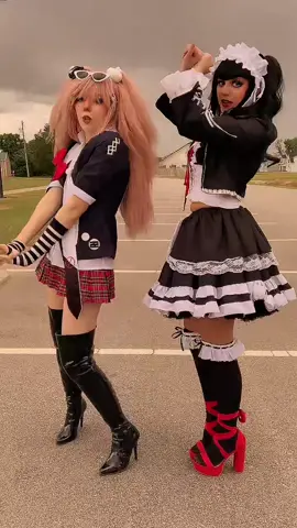 THIS WAS SO FUN (celestia : @coralwater.point ) #danganronpa #junkoenoshima #junkoenoshimacosplay #cosplay #fy #despair #celestialudenburg #celeste