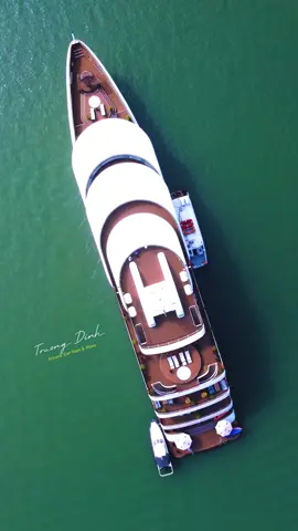 Rớt 2 drone rồi mà video vẫn chưa có dấu hiệu lên #xuhuong, share giúp m với #halongbay #vietnamtravel #tiktoktravel #vinhhalong #scarletpearlcruise