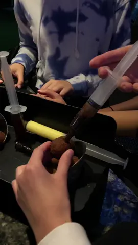 swear best thing ever #topgolf #injectabledonuts #fyp #doughnut #dessert #greenscreenvideo