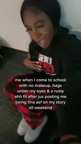 y’all just walked the prank😩 #ihateschool #senior #wannagraduate