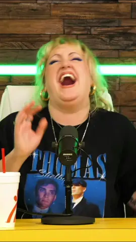 He’s servingggg flake slay rosey king @brittany_broski