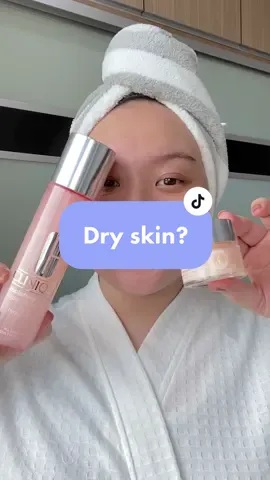 Hydrate-Lah dalam masa 3 saat! Moisture Surge range ni ada produk baru - which is the Moisture Surge Hydro-Infused Lotion jugak. Clinique #1 Moisturizer ni sekarang RM98 je untuk 30ml. Jangan lupa try Sandwich Masking hack untuk extra hydration! #clinique #moisturesurge #skincarehacks #beautyhacks