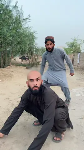 Ye kiya ho giya 🤣#ameerumar_920 #umar_920 #comedy #bulandpakistan @pktiktokofficial