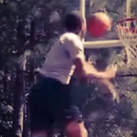 The ball didn't go in, but he dunked his head in.