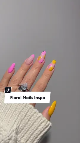 Sensational #floralnails #nailart