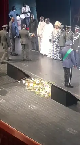 Alhamdulilah. Merci Allah! Merci Sénégal !Merci Pr! Fier de mon pays Sénégal. Fier de mon Afrique.              Jërëjëf Senegaal, Jërëjëf  Pr! Dr Massamba Guèye LBa. #nayrafet #massamba_gueye #pourtoi