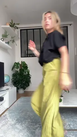 Pourquoi j’ai toujours le droit à cette question en soirée ? 😂🤌🏼  #foryou #pourtoi #humour #DanceMood