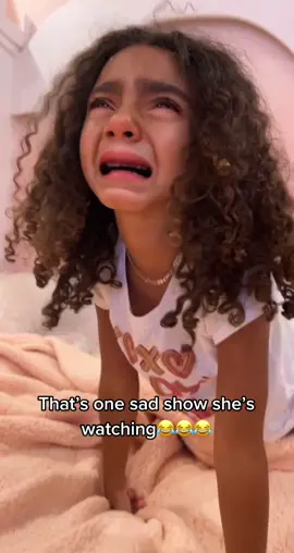 Best filter in the world😂😂😂 #cryingfilter #fyp #GriffinFamily #daughter