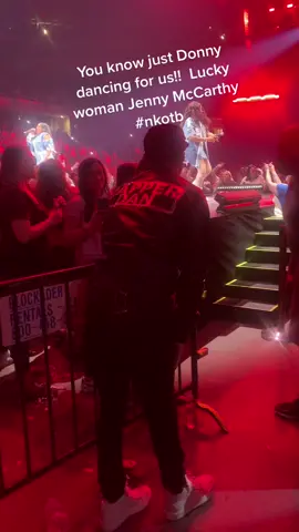 Nkotb Donny dancing just next to us!! Lucky woman @mrs.wahlberg #nkotb #nkotbmixtapetour2022 #nkotbmixtapetour #concert #donnywalberg @nkotbofficial #jordanknight #joeymcintyre #saltnpepa #envogue #rickastley