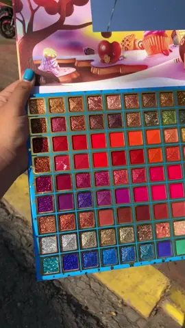 Paleta de sombra extra grande 110 tonos ✨#emprendimiento #enviosatodoelpais🇸🇻 #pedidosporwhatsapp📦 #pedidosporinstagram #variedades_guandique #naked7 #makeup