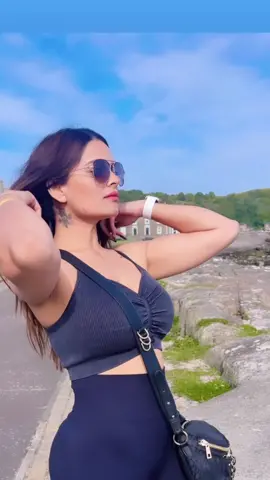 😬🔥💫#foryou #happykaurfitness #londonqueen #gymmotivation