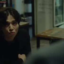 احسه عادي عنده يسويها #siwan #فوريو #viral #fyp #foryou #رياكشن #strangersfromhell #غرباء_من_الجحيم #kdrama #sfh #leedongwook #moonjo #jongwoo #شيوان #لي_دونغ_ووك #ldw