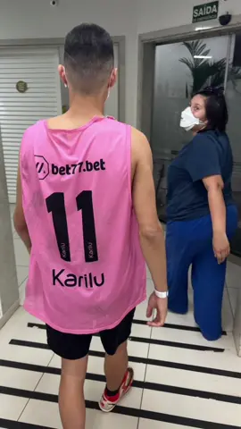 Futebol ambulância e revoada, isso é um sábado #futebol #lesaograve #lesao #ambulancia #cirurgia #revoada