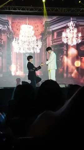 ใจรัก❤❤  เฺฮียเค้าขอหนูแต่งงาน   แล้วหนูก็ร้องไห้  แต่งค่ะ แต่งเลย  #cutiepiefinalep #ซนซน #zeeNunew #ซีนุนิว #nunew #zeepruk #ซีพฤกษ์ #นุนิวชวรินทร์