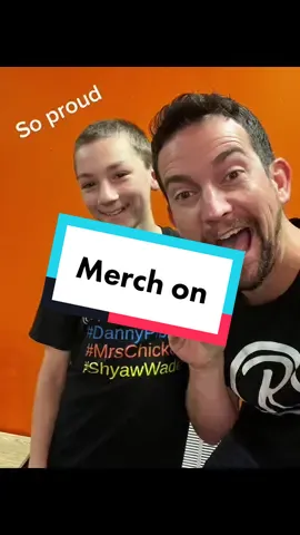 #greenscreen oh yeah! Proud uncle #merchstore 🔗 in bio! #dannyPibbet