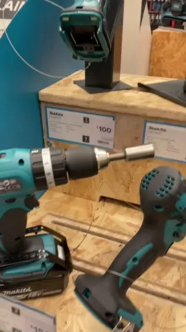 B & Q sort it out 🤷🏻‍♂️ #powertools #dewalt #makita #construction #builder #building #newbuild #trade