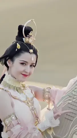 Mỹ nhân đến từ Tân Cương-Cáp Ni Khắc Tư #capnikhactu #cápnikhắctư #xinh #mami #mỹnhân #nữthần #thanthai #múa #game #mynhantancuong #divuc #phongtinh