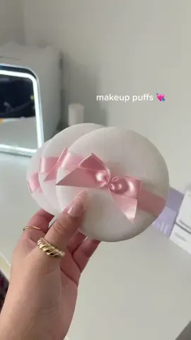 More makeup puffs 💘 #makeuppuff #beauty #pink #coquette #girly #pinkaesthetic #bow #makeupapplicator #itgirl #amazonfinds
