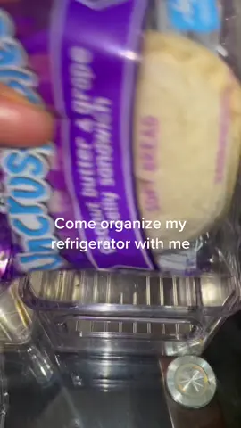 Come organize with me #housewife #fypシ #foryoupage #organization #organizewithme  #refridgeratororganization