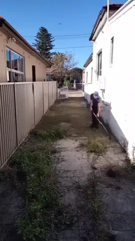 Transformation Tuesday. #fyp #viral #CleanTok #lawncare #nathanslawnsandgardens #oddlysatisfying #yardım