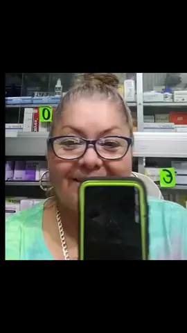 pero el telefono esta bueno🤑#humor#viral #parati#fyp