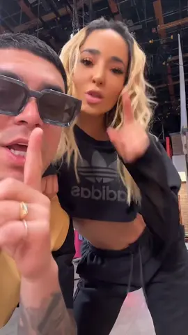 Voy a reglar boletos para @RYAN CASTRO pendientes a mi insta… quien jala???